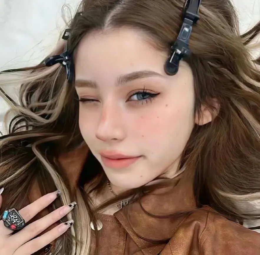 小心间谍